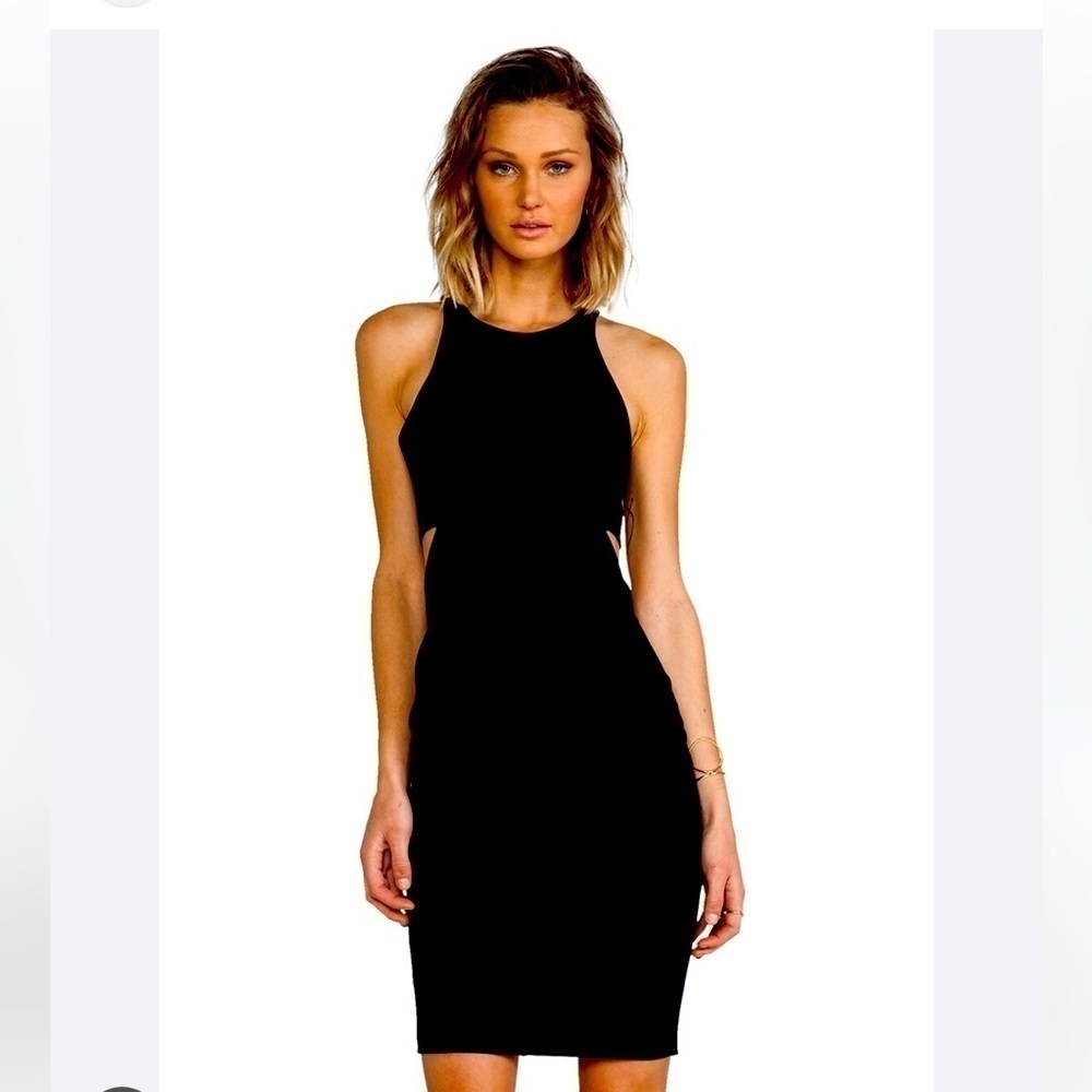 Elizabeth and James Lela Cut Out Dress 🔥 (NWT)